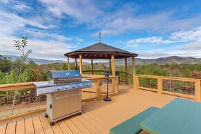 Private Saltwater Pool: Mtn-view Copperhill Home