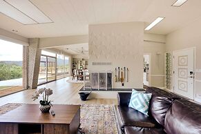 Private Saltwater Pool: Mtn-view Copperhill Home