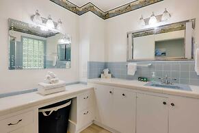 Private Saltwater Pool: Mtn-view Copperhill Home