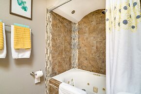 Spacious El Paso Home w/ Seasonal Pool!