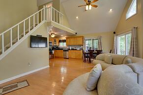 Pools, Hot Tub & More: Bushkill Mountain Getaway!