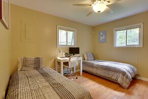 Pools, Hot Tub & More: Bushkill Mountain Getaway!