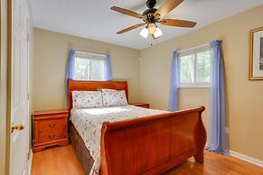 Pools, Hot Tub & More: Bushkill Mountain Getaway!