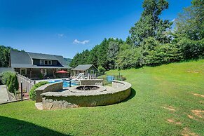 Hayesville Vacation Rental w/ Private Pool!