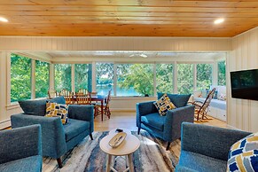 Lakefront Brewster Vacation Rental w/ Private Dock