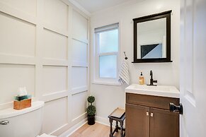 Chic Santa Paula Home w/ Mountain & City Views!