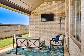 Wfh-friendly Amarillo Home w/ Furnished Patio!