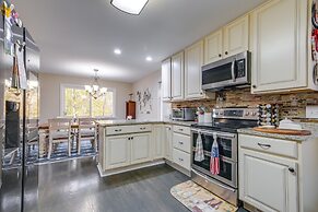 Spacious & Serene Lake Ridge Retreat w/ Game Room!