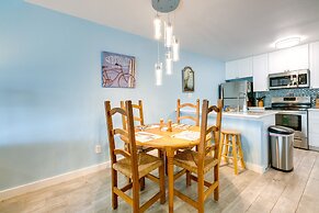 Waterfront Key Allegro Condo w/ Balcony & Pool