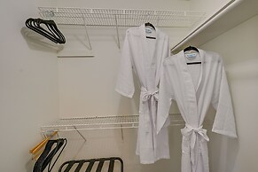 Cozy High Point Vacation Rental: Near HPU Campus