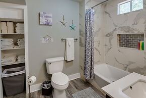 Rockport Vacation Rental w/ Hot Tub & Fire Pit!