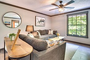 Secluded Mountain Retreat: 30 Mi to Asheville!