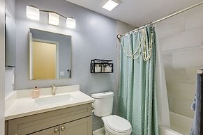 Gainesville Vacation Rental w/ Private Lanai!