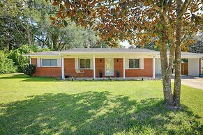 Gainesville Vacation Rental w/ Private Lanai!