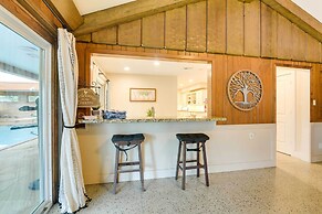 Indoor Pool: Peaceful Oasis in Hitchcock!