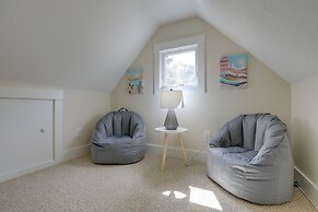 Inviting Summer Village Cottage: Golf Cart & More!