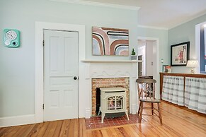 Historic & Charming Pittsboro Home w/ Fireplaces