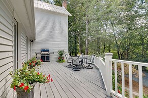 Historic & Charming Pittsboro Home w/ Fireplaces