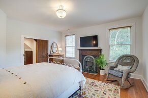 Historic & Charming Pittsboro Home w/ Fireplaces