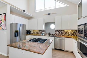 Pet-friendly Galveston Home w/ Wraparound Deck