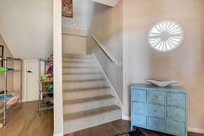 Pet-friendly Galveston Home w/ Wraparound Deck