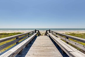 Pet-friendly Galveston Home w/ Wraparound Deck