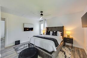 Modern Richmond Home w/ Deck, Close to Downtown!