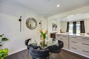 Modern Richmond Home w/ Deck, Close to Downtown!