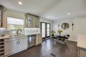 Modern Richmond Home w/ Deck, Close to Downtown!