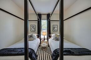 Modern Richmond Home w/ Deck, Close to Downtown!