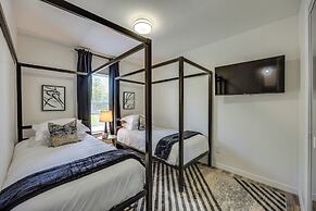 Modern Richmond Home w/ Deck, Close to Downtown!