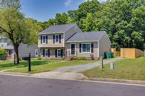 Modern Richmond Home w/ Deck, Close to Downtown!