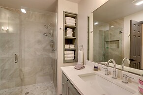 Hayesville River Run Home on Hiwassee River!