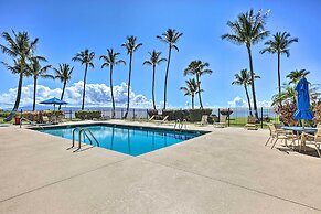 Kaunakakai Vacation Rental w/ Pool Access & A/c!