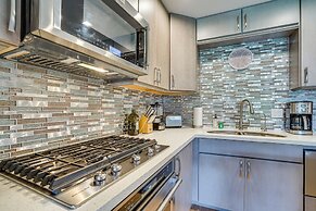 Kaunakakai Vacation Rental w/ Pool Access & A/c!