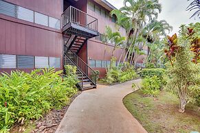 Kaunakakai Vacation Rental w/ Pool Access & A/c!