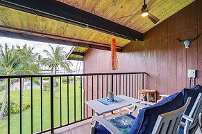 Kaunakakai Vacation Rental w/ Pool Access & A/c!