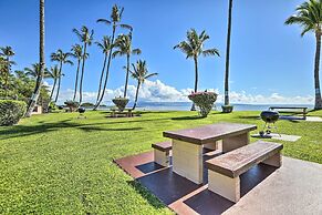 Kaunakakai Vacation Rental w/ Pool Access & A/c!