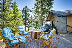 Private Beach at Waterfront Harstine Island Escape