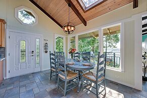 Private Beach at Waterfront Harstine Island Escape