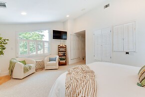 'commodore Bay Waterfront Home on Lake Norman!