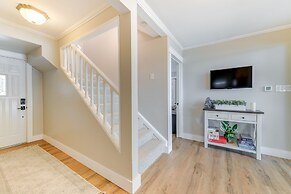 'commodore Bay Waterfront Home on Lake Norman!