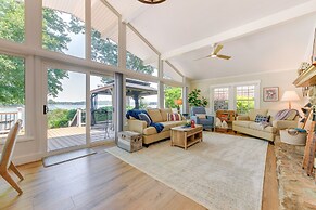 'commodore Bay Waterfront Home on Lake Norman!