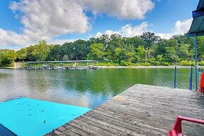 Schooner Creek Cabin w/ Fishing, Boating & More!