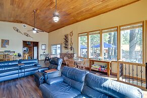 Lakefront Bliss: Coeur D'alene Cabin w/ Dock!