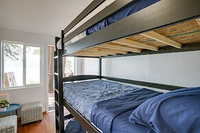 Lakefront Bliss: Coeur D'alene Cabin w/ Dock!