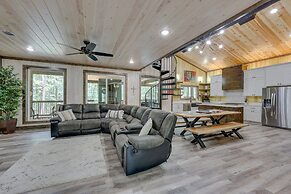 Family-friendly Broken Bow Home w/ Deck & Grill!