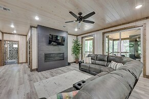 Family-friendly Broken Bow Home w/ Deck & Grill!