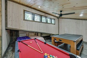 Family-friendly Broken Bow Home w/ Deck & Grill!
