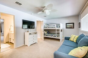 Beautiful Waterfront Condo on Lake Conroe w/ Dock